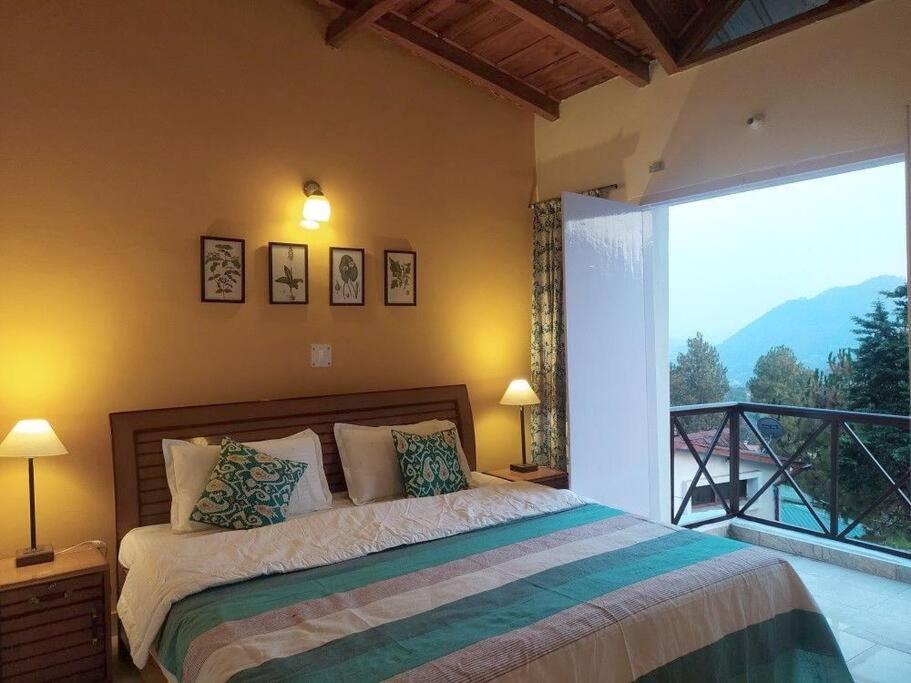Whistling Thrush Cottage, Bhimtal ナイニタール エクステリア 写真