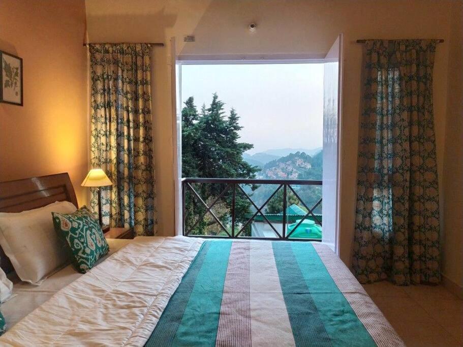 Whistling Thrush Cottage, Bhimtal ナイニタール エクステリア 写真